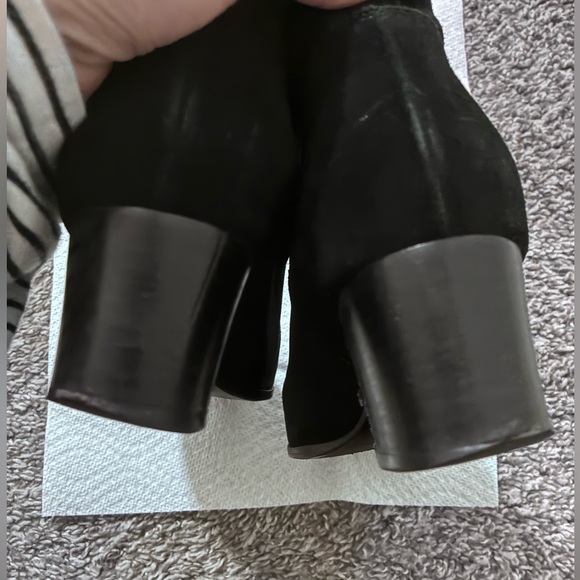 【RARE】Sezane BRAND NEW key rings and Boots - Picture 9 of 16